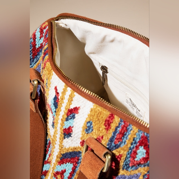 Handmade Boho Chic Satchel / Boston Bag - Navajo Aztec Inspired Design - Picture 8 of 11